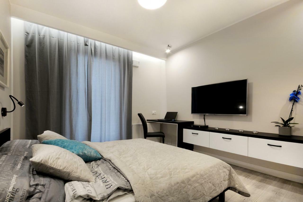 Bulwary Wislane P&O Serviced Apartments With Ac Warsaw Exterior photo